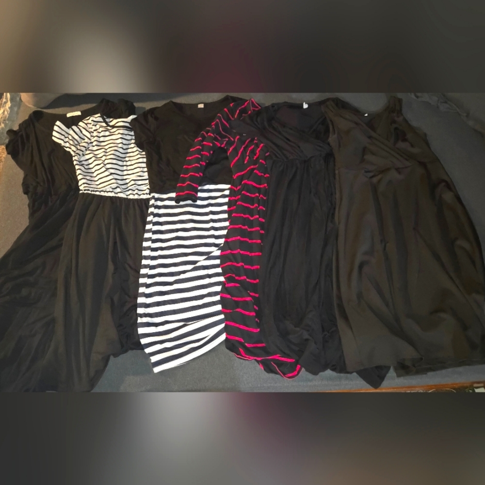 Lot of 6 nursing dresses